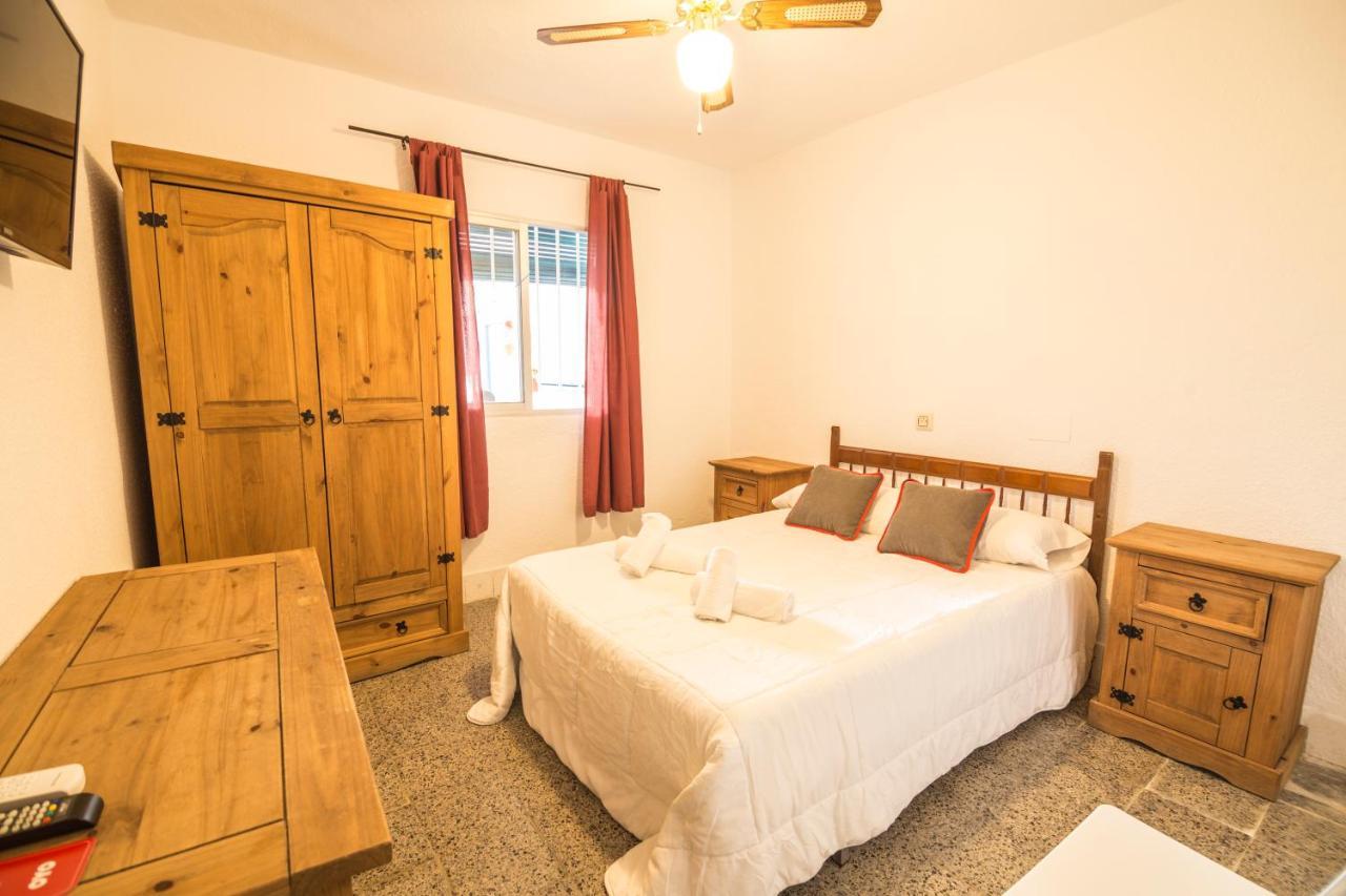 Pension Riad Mediterraneo Barbate Exterior photo